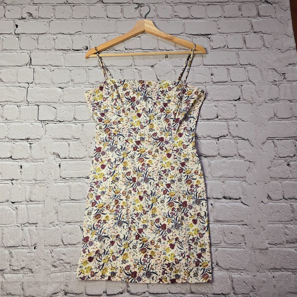 Aritzia Sunday Best Simmer Retro Floral Print Mini Dress Size 8‎